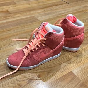 ☄️NIKE Women’s Sneakers- 9.5M🔥🔥